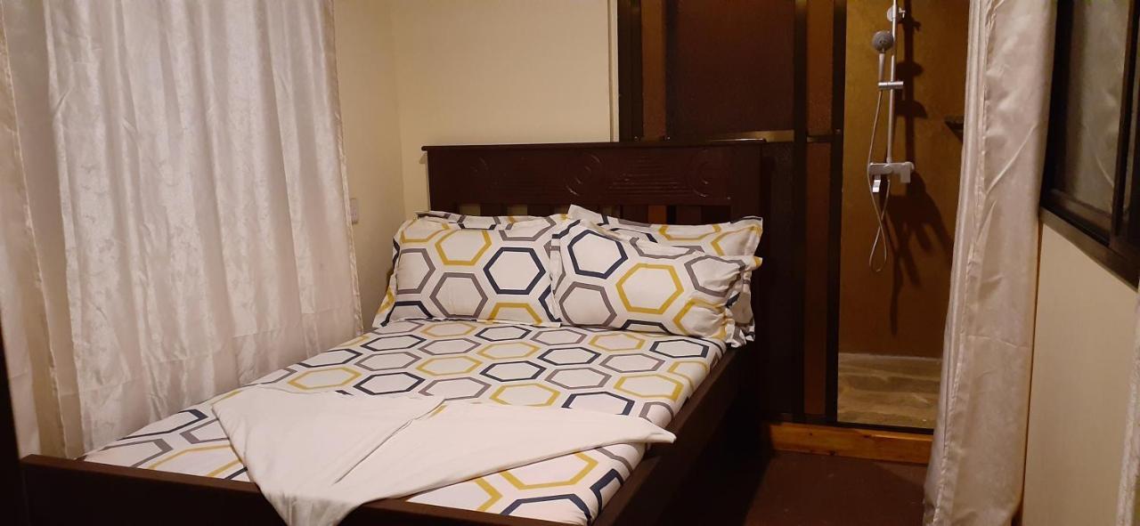 A Pousada Mikadi Beach Camp & Backpackers Dar es Salaam Exterior foto